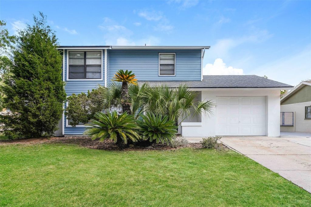 Photo of 8229 Malvern Circle, Tampa, FL 33634 (MLS # O6408462)