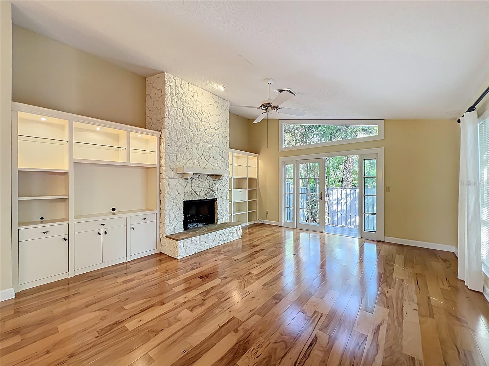 136 BRIDGEVIEW COURT