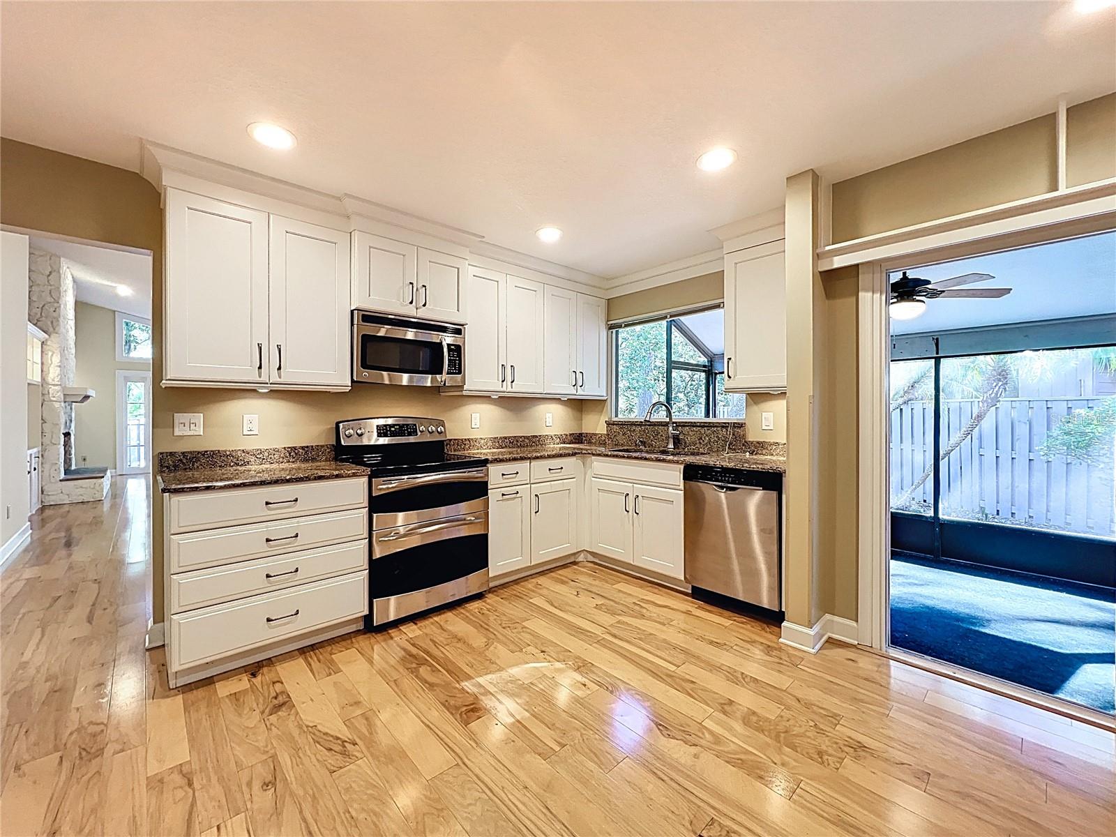 136 BRIDGEVIEW COURT