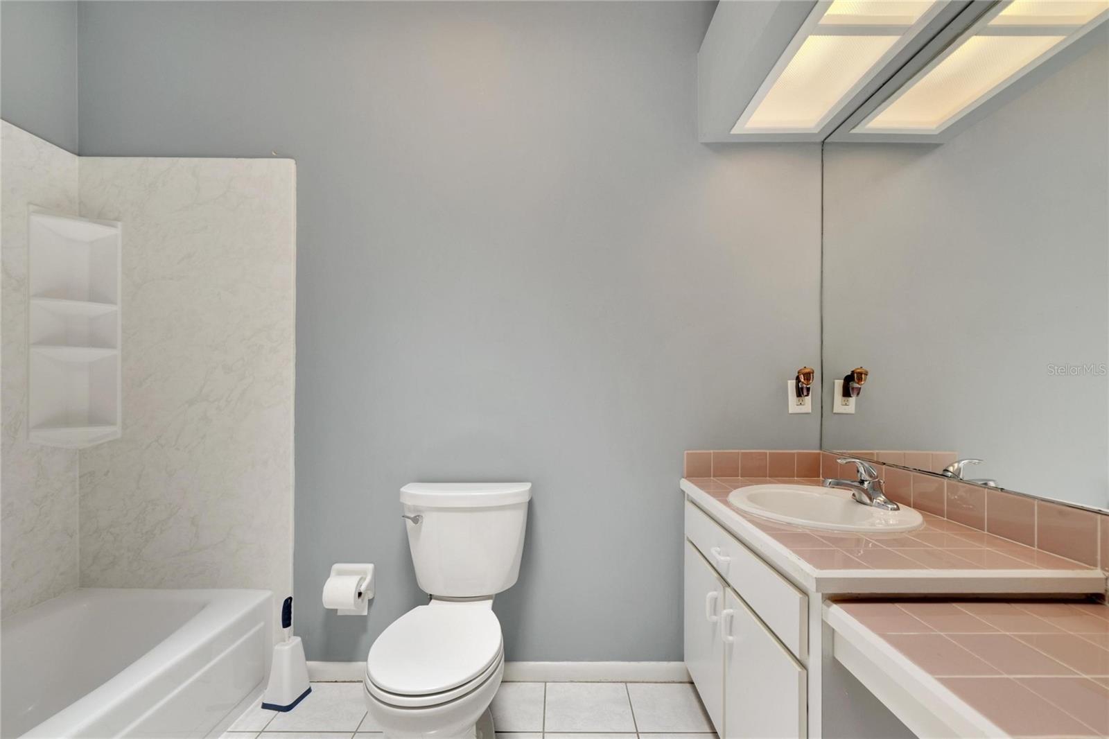 THE MANORS AT CRYSTAL LAKES - Residential