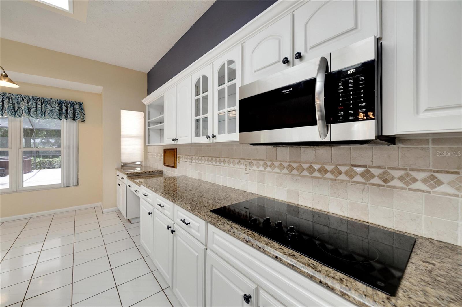 THE MANORS AT CRYSTAL LAKES - Residential