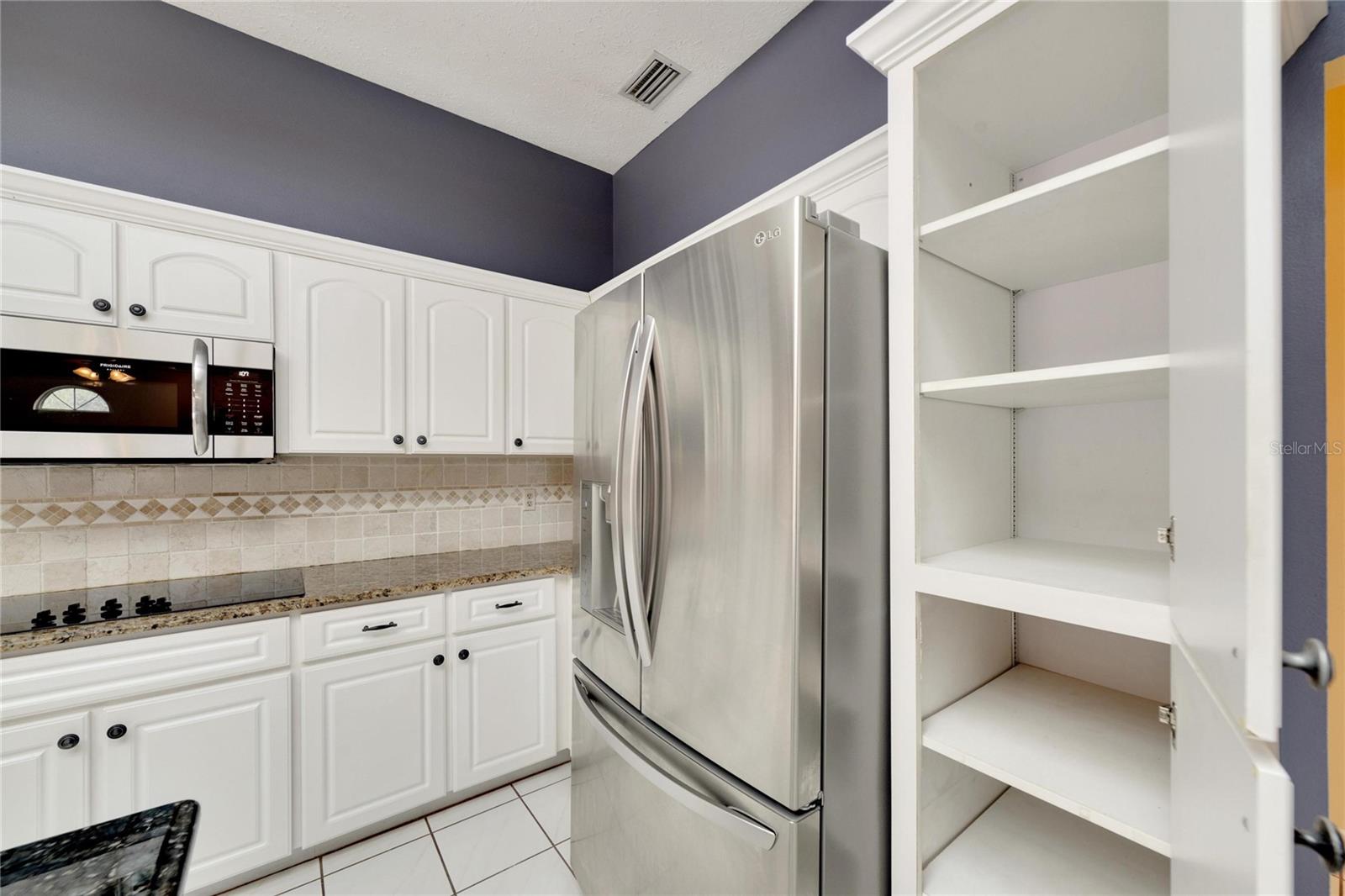 THE MANORS AT CRYSTAL LAKES - Residential