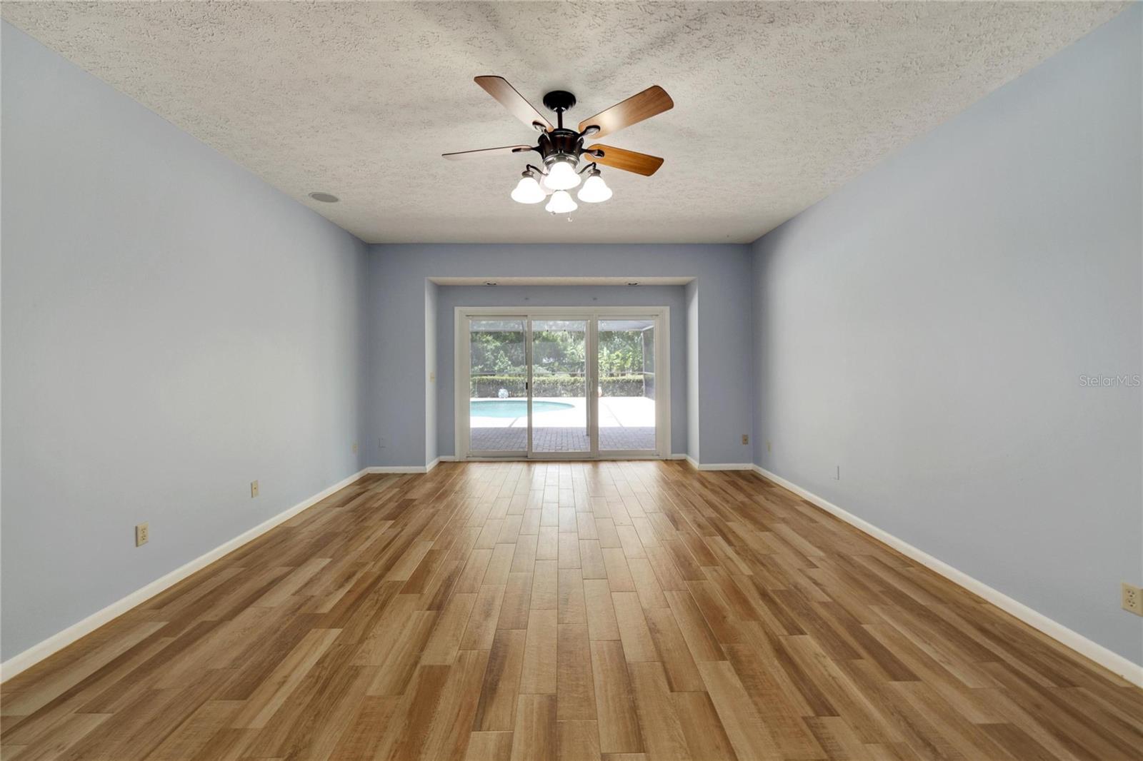 THE MANORS AT CRYSTAL LAKES - Residential