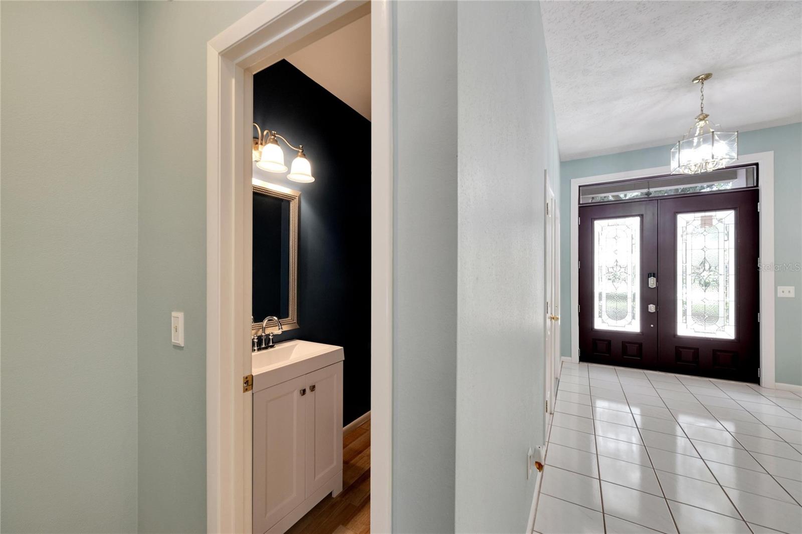 THE MANORS AT CRYSTAL LAKES - Residential