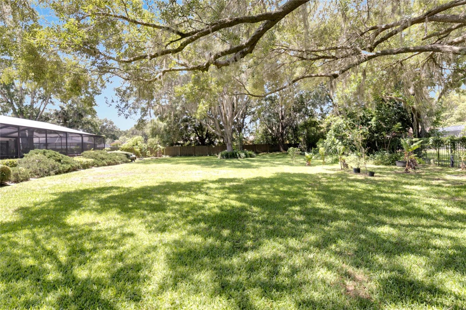 THE MANORS AT CRYSTAL LAKES - Residential