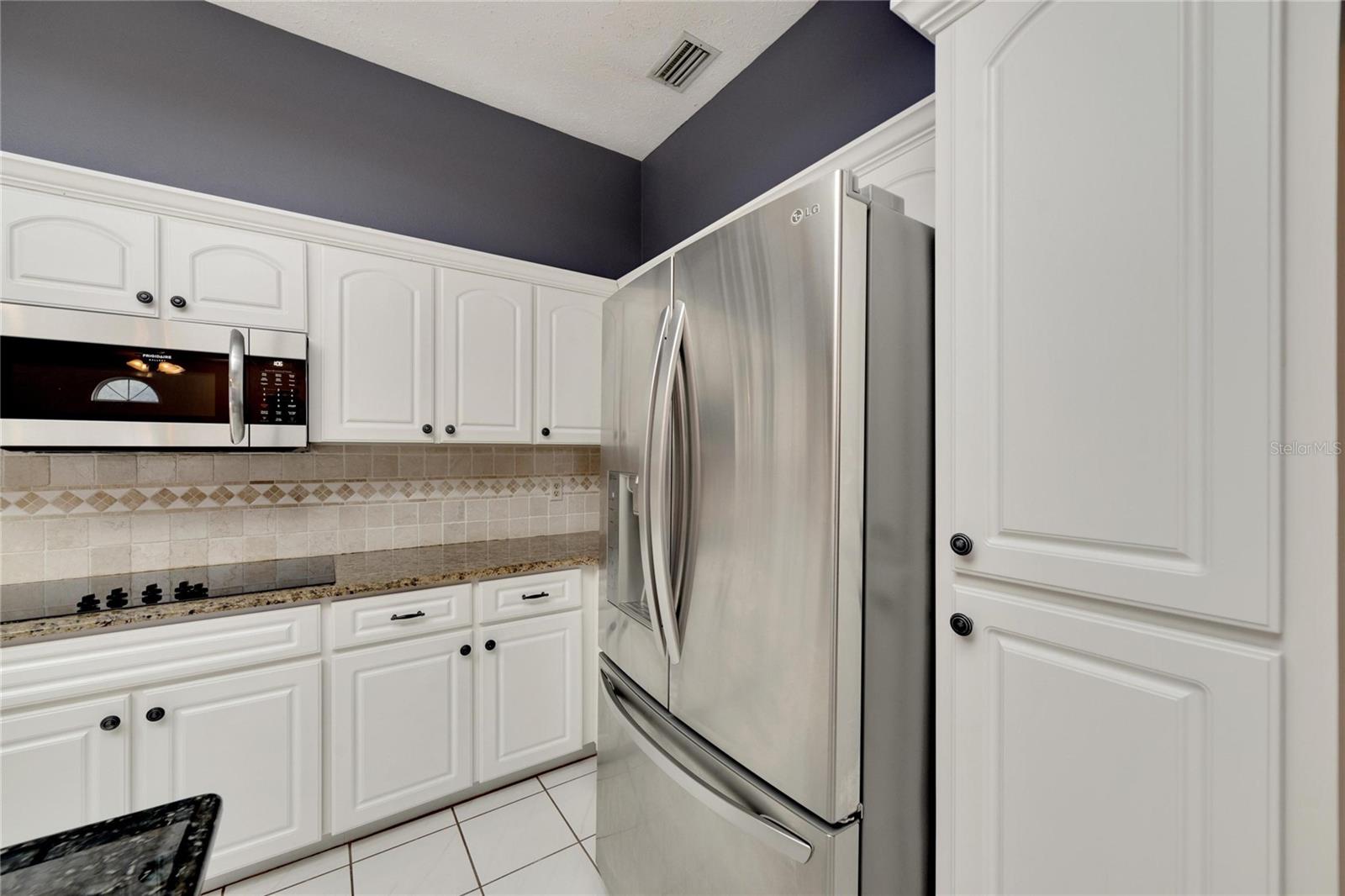 THE MANORS AT CRYSTAL LAKES - Residential