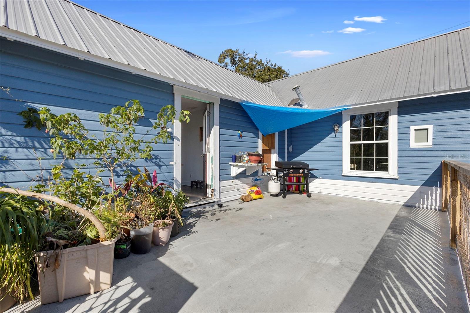 FINNEGANS NEW SMYRNA - Residential