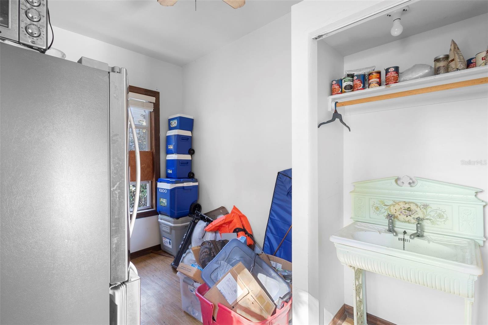 FINNEGANS NEW SMYRNA - Residential