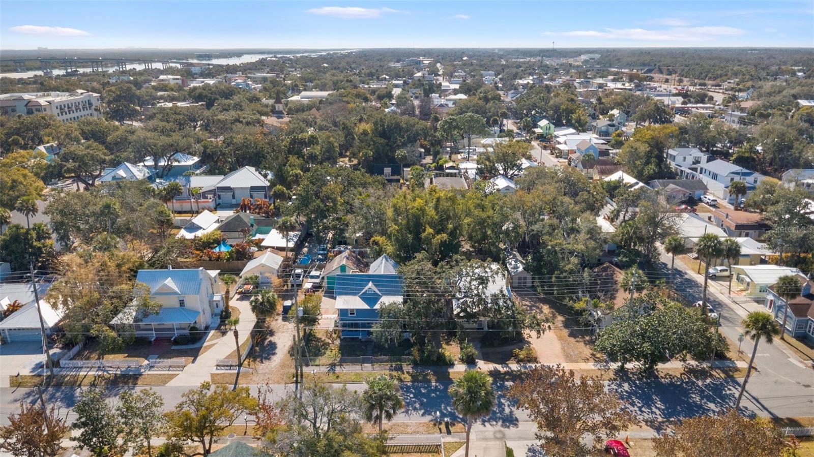 FINNEGANS NEW SMYRNA - Residential