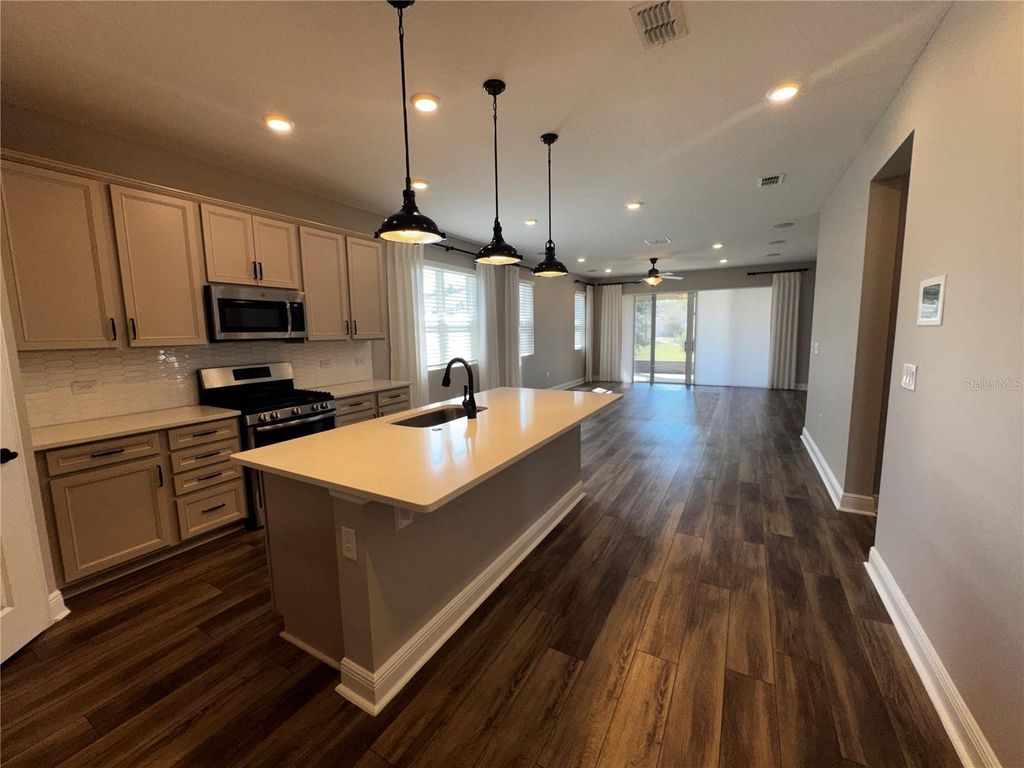 Photo of 2448 Spring Breeze Drive, Leesburg, FL 34748 (MLS # G5109962)