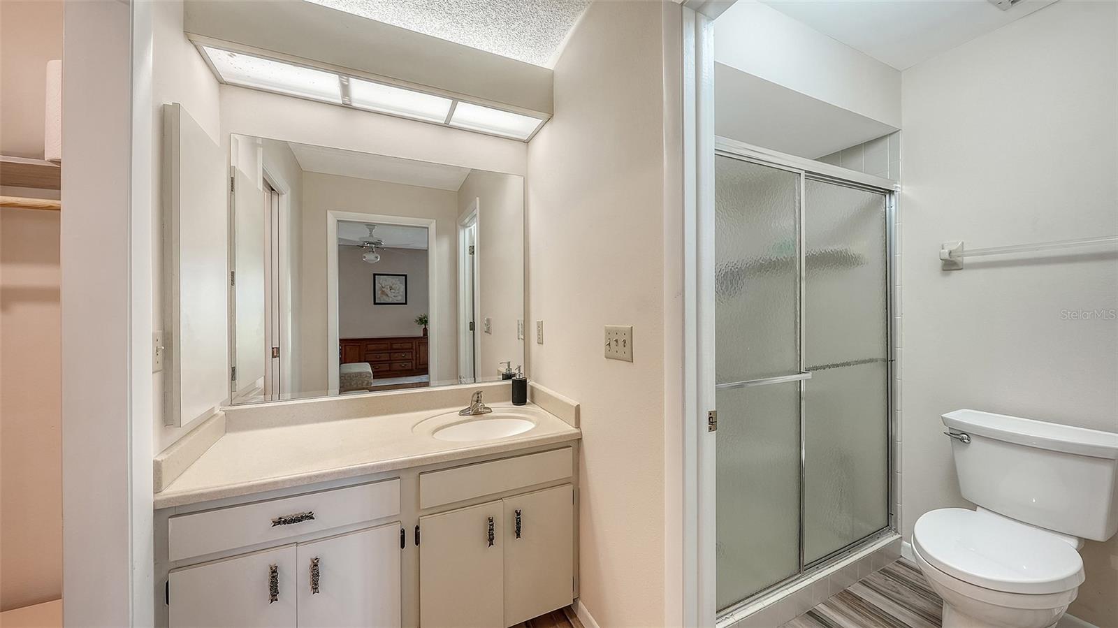 CENTER GATE VILLAGE 4 - Residential