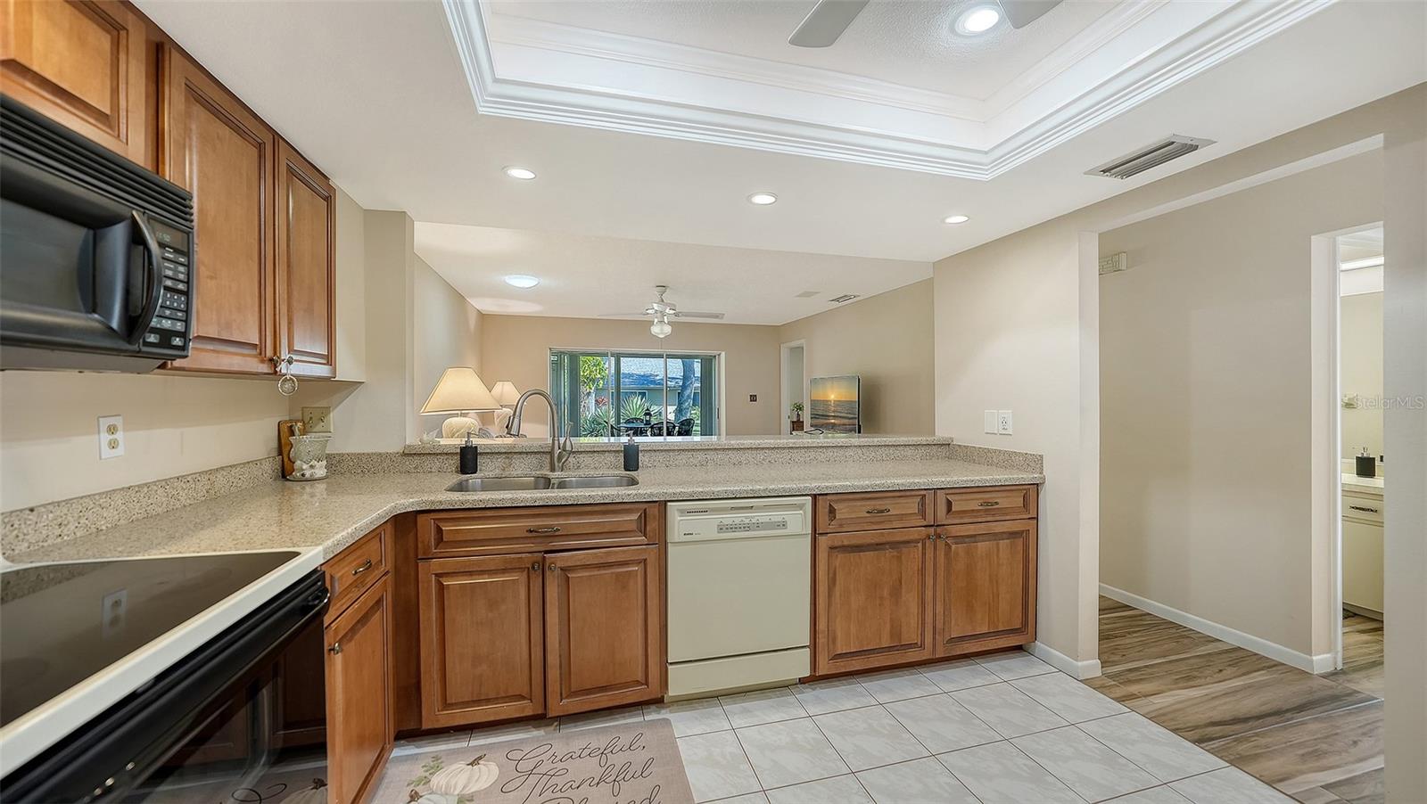 CENTER GATE VILLAGE 4 - Residential