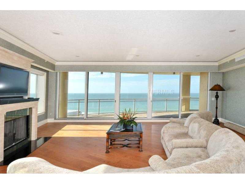 THE BEACH RESIDENCES - Residential