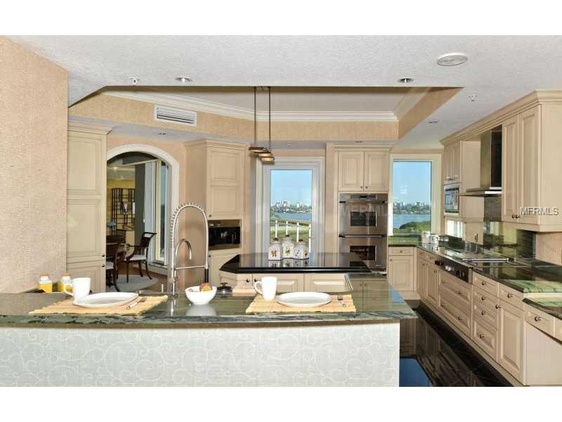 THE BEACH RESIDENCES - Residential