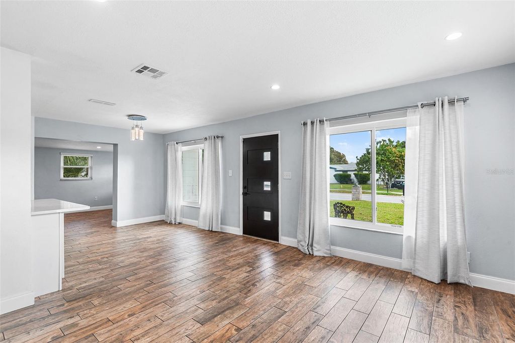 Photo of 7606 Cassino Avenue, Orlando, FL 32819 (MLS # O6372277)