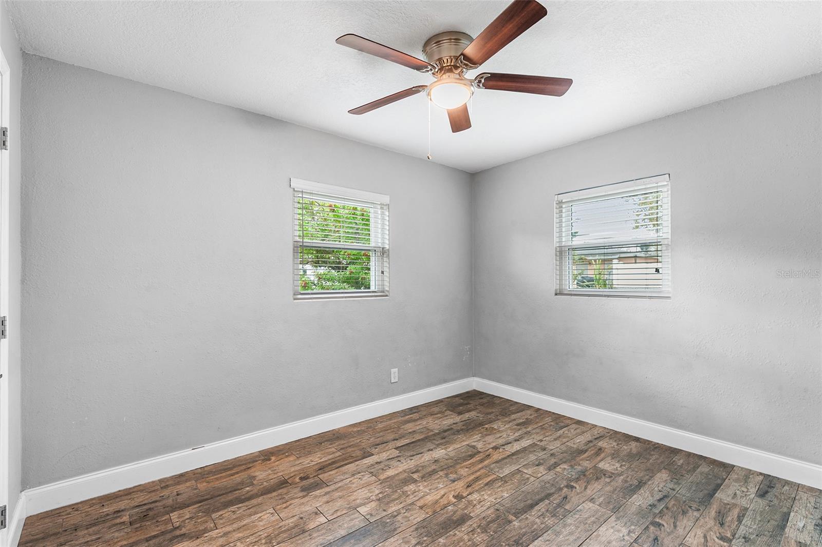 TANGELO PARK SEC 02 - Residential