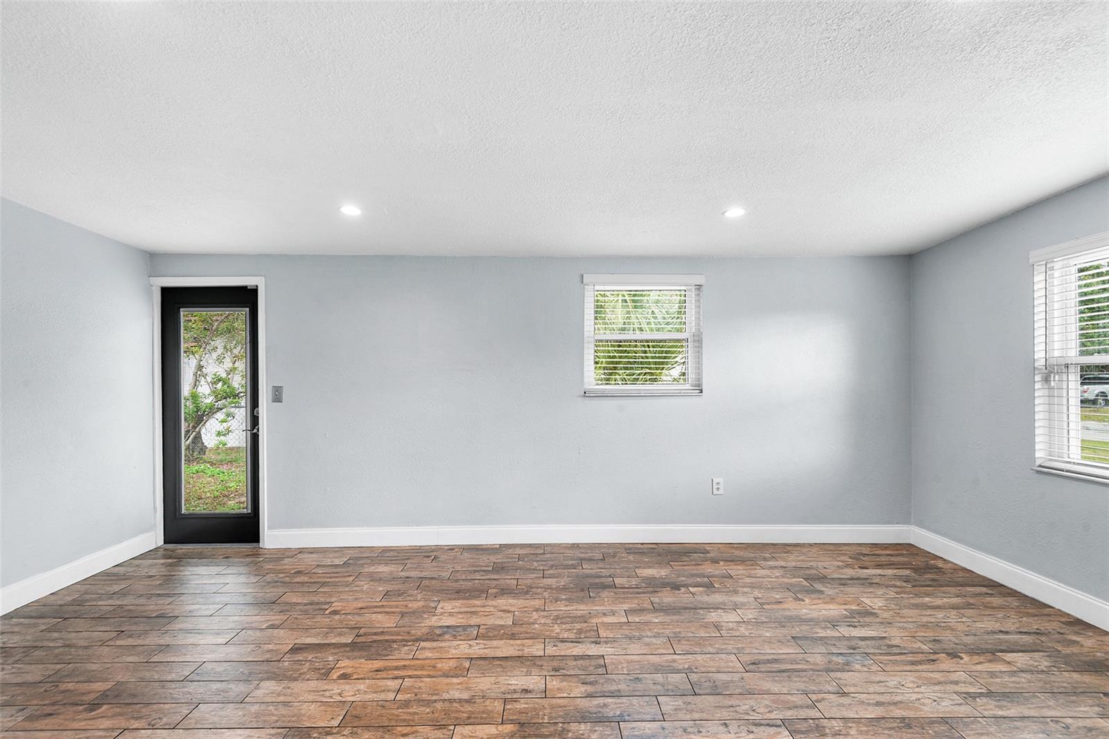 TANGELO PARK SEC 02 - Residential