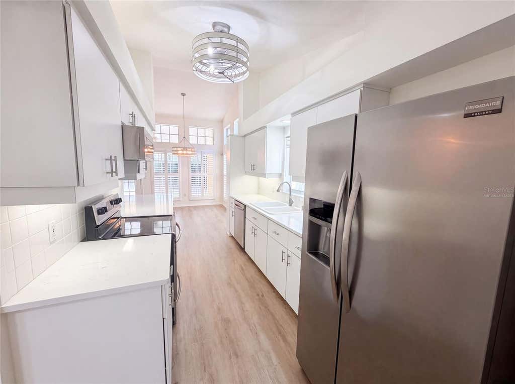 Photo of 9454 Mississippi Run, Weeki Wachee, FL 34613 (MLS # O6432818)