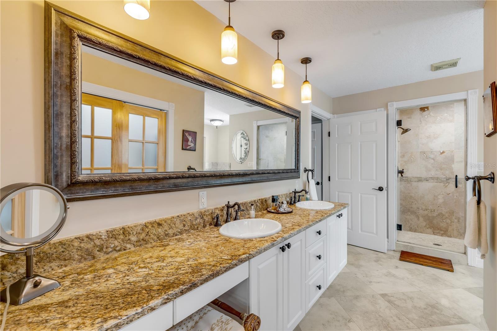 MISSION OAKS UNRECORDED SUB - Residential