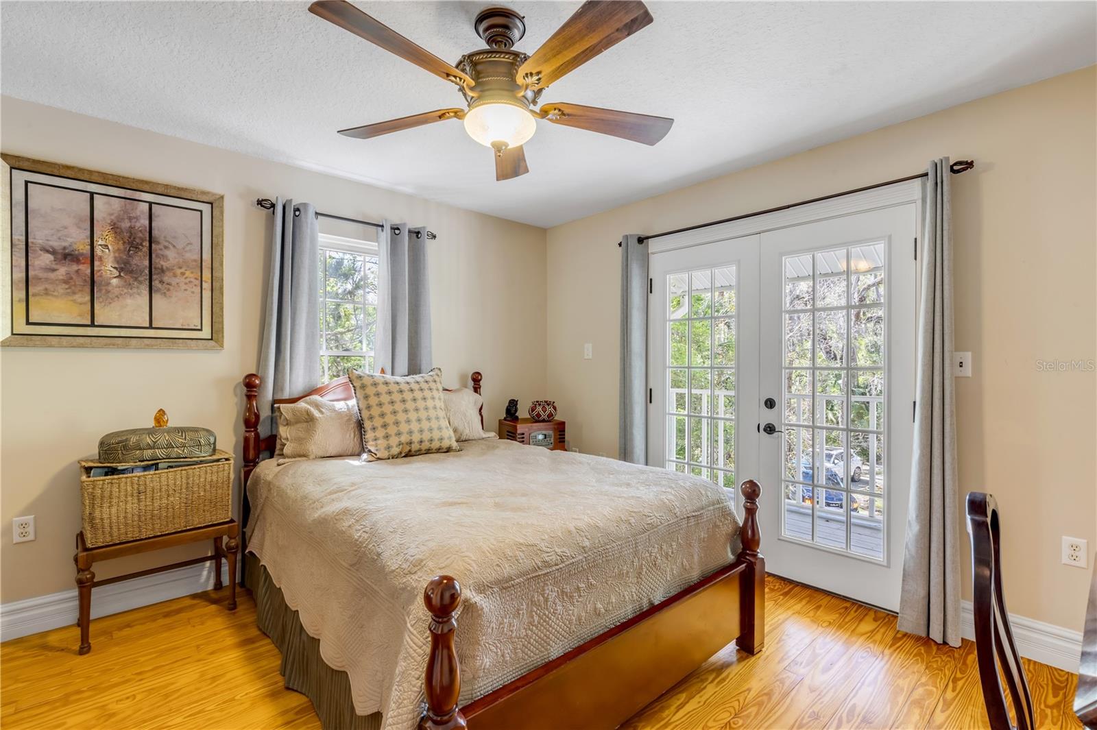 MISSION OAKS UNRECORDED SUB - Residential