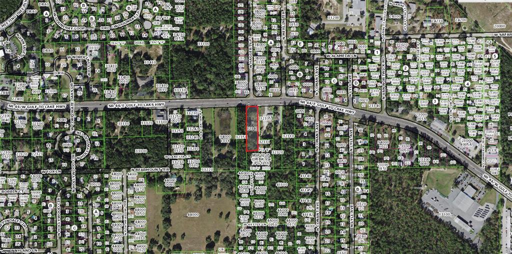 Main image without alt text