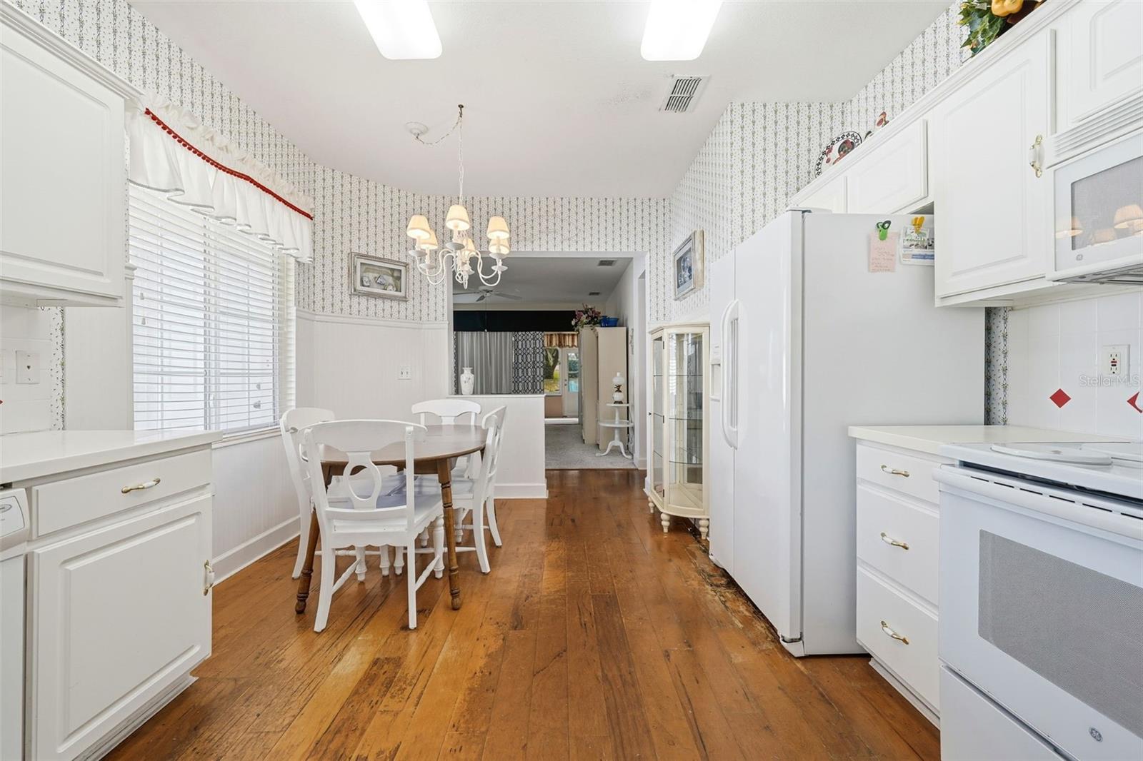 SPRUCE CREEK GOLF & COUNTRY CLUB SAWGRAS - Residential