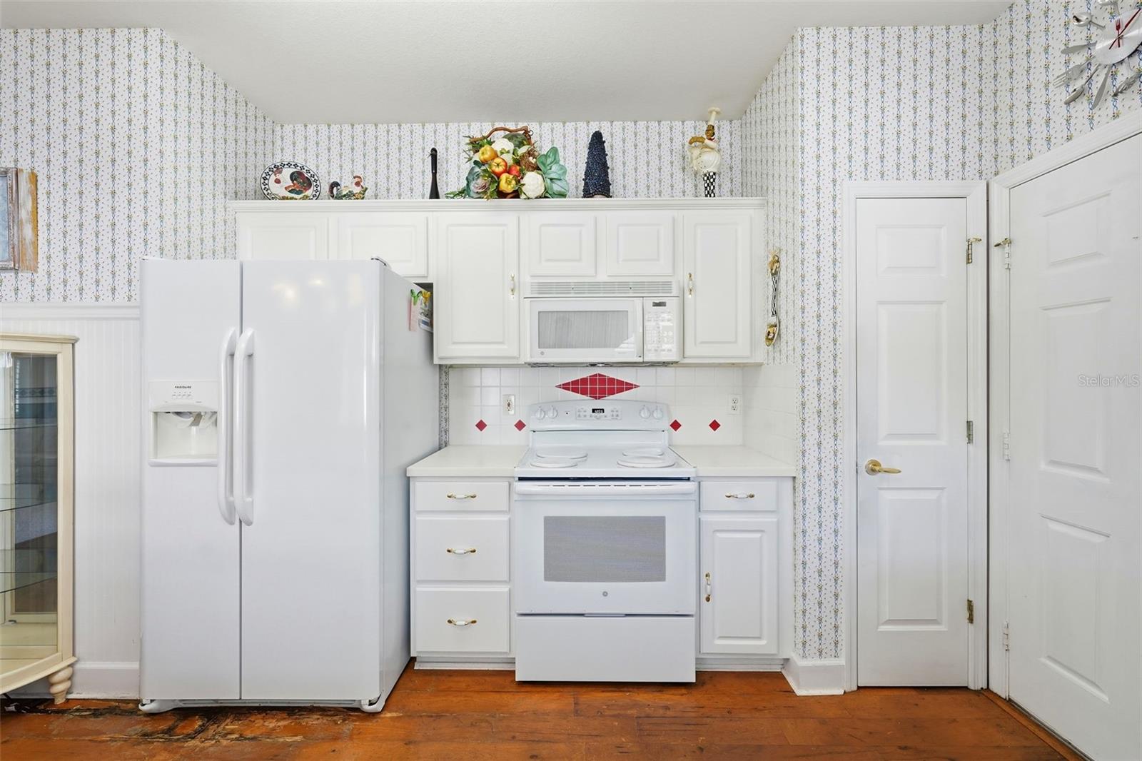 SPRUCE CREEK GOLF & COUNTRY CLUB SAWGRAS - Residential