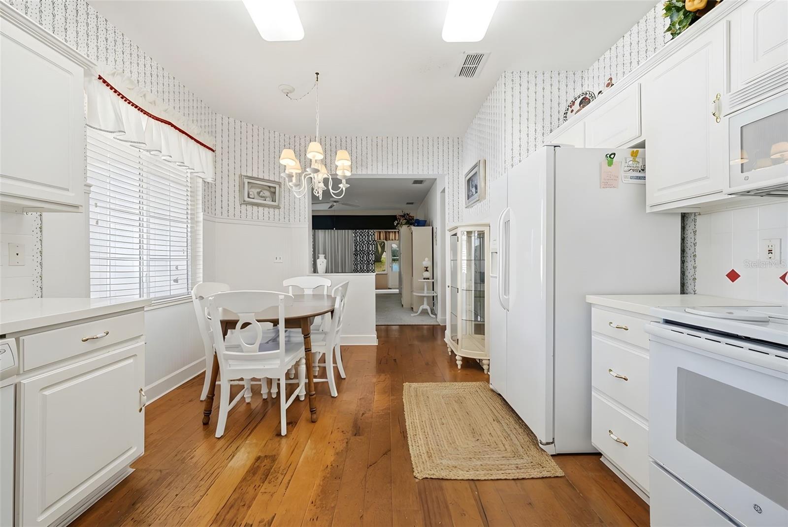 SPRUCE CREEK GOLF & COUNTRY CLUB SAWGRAS - Residential