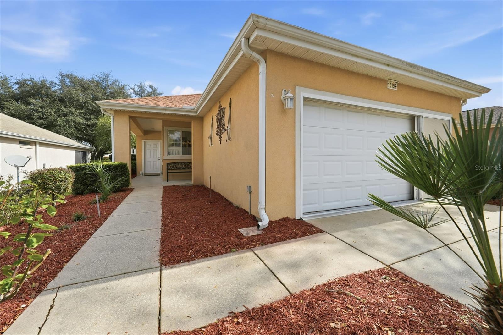 SPRUCE CREEK GOLF & COUNTRY CLUB SAWGRAS - Residential