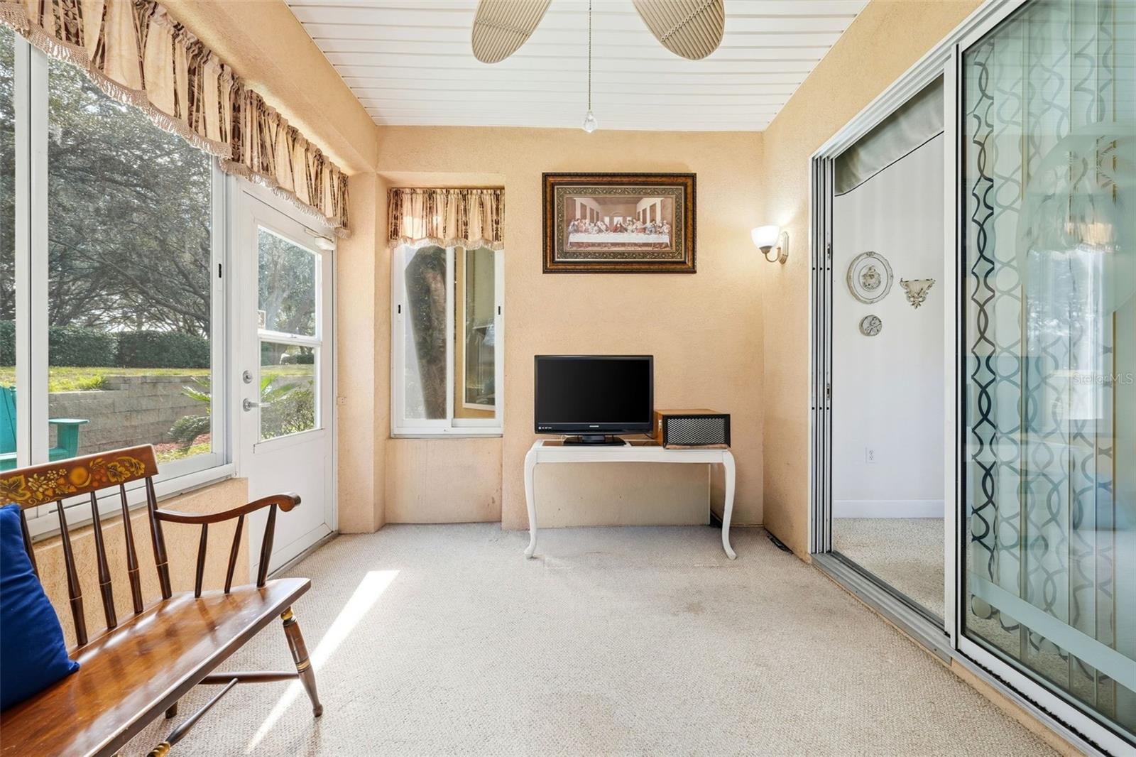 SPRUCE CREEK GOLF & COUNTRY CLUB SAWGRAS - Residential