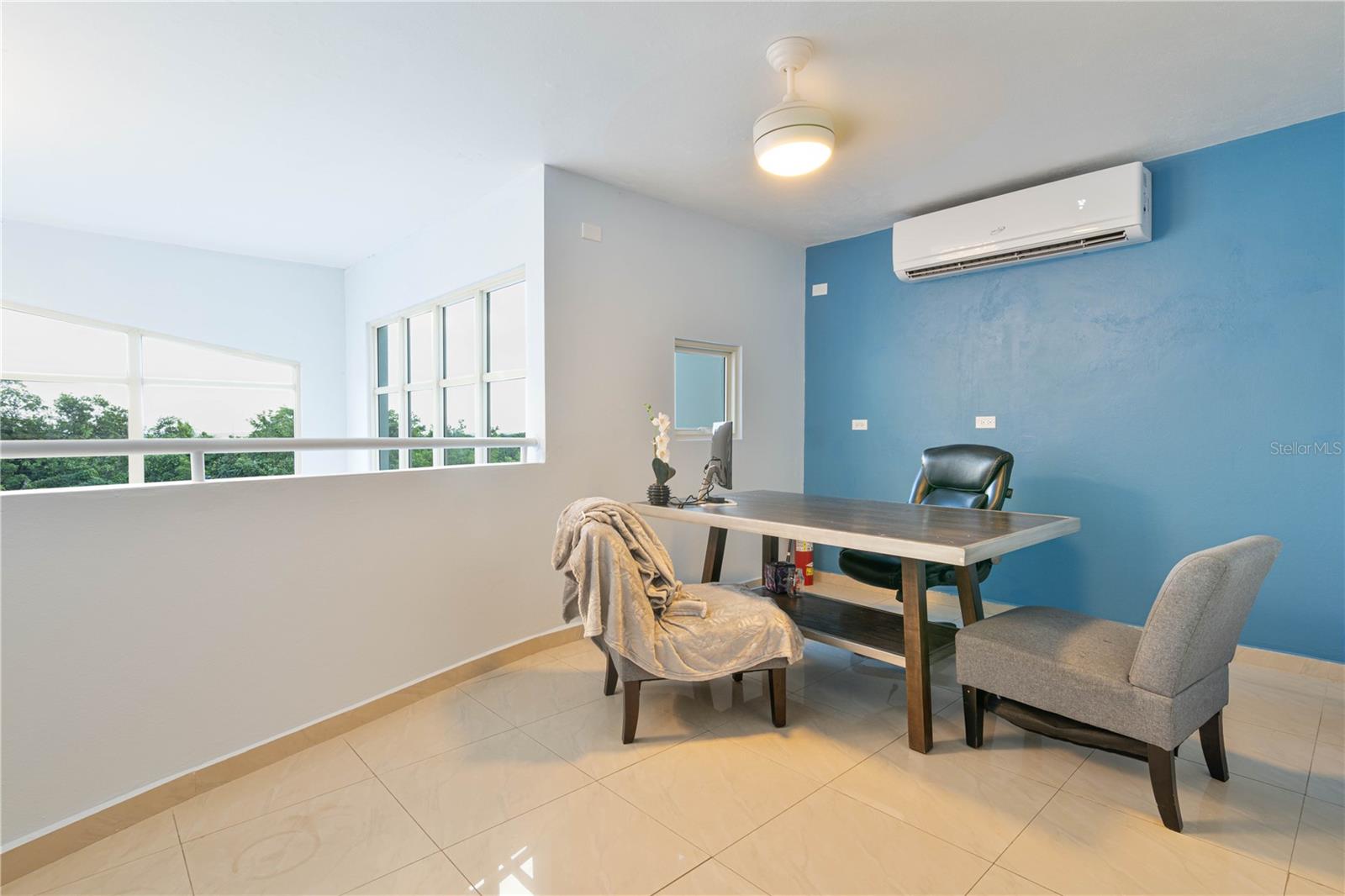 SHELL CASTLE CLUB - Residential