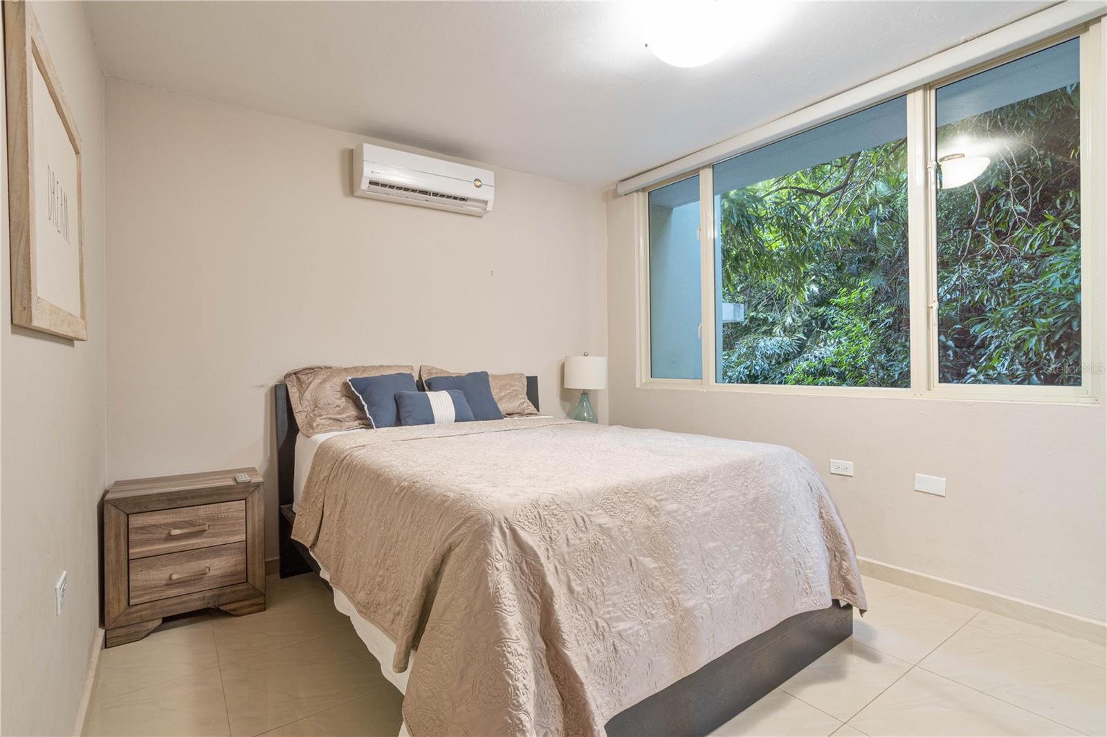 SHELL CASTLE CLUB - Residential