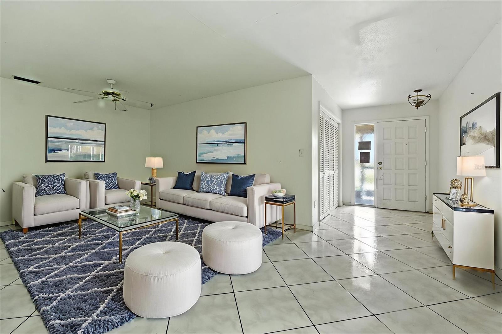 COUNTRY CLUB LAKE ESTATES - Residential