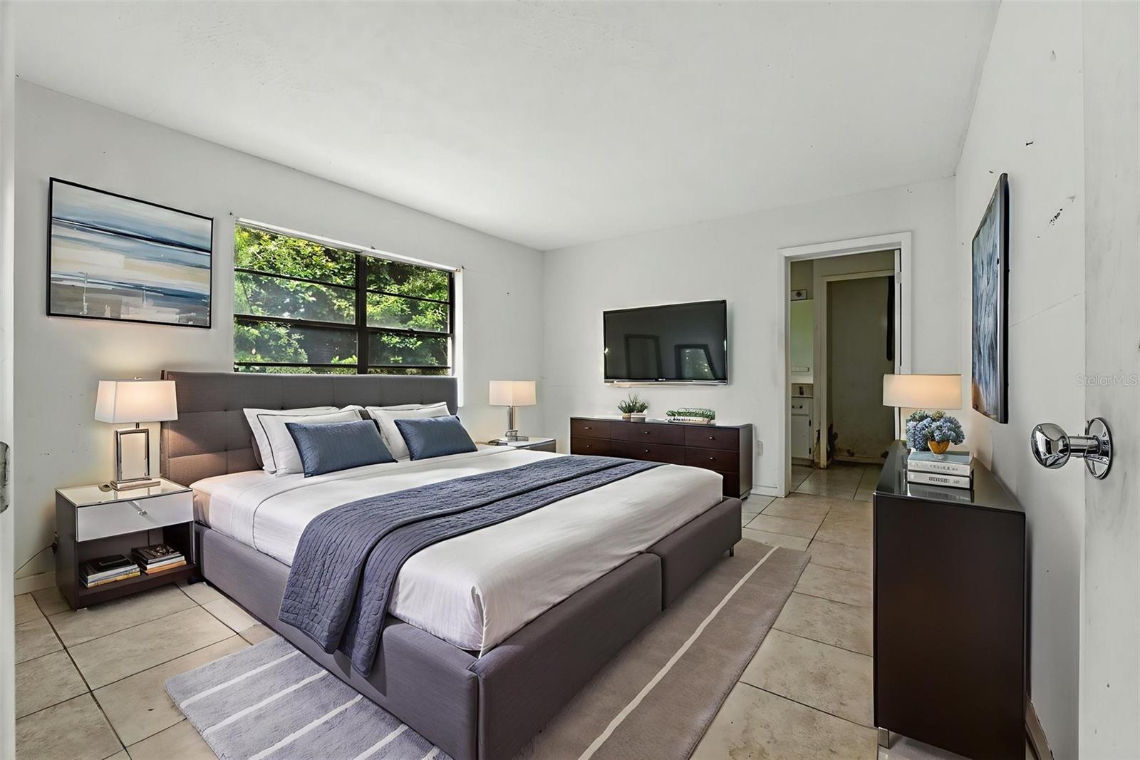 COUNTRY CLUB LAKE ESTATES - Residential