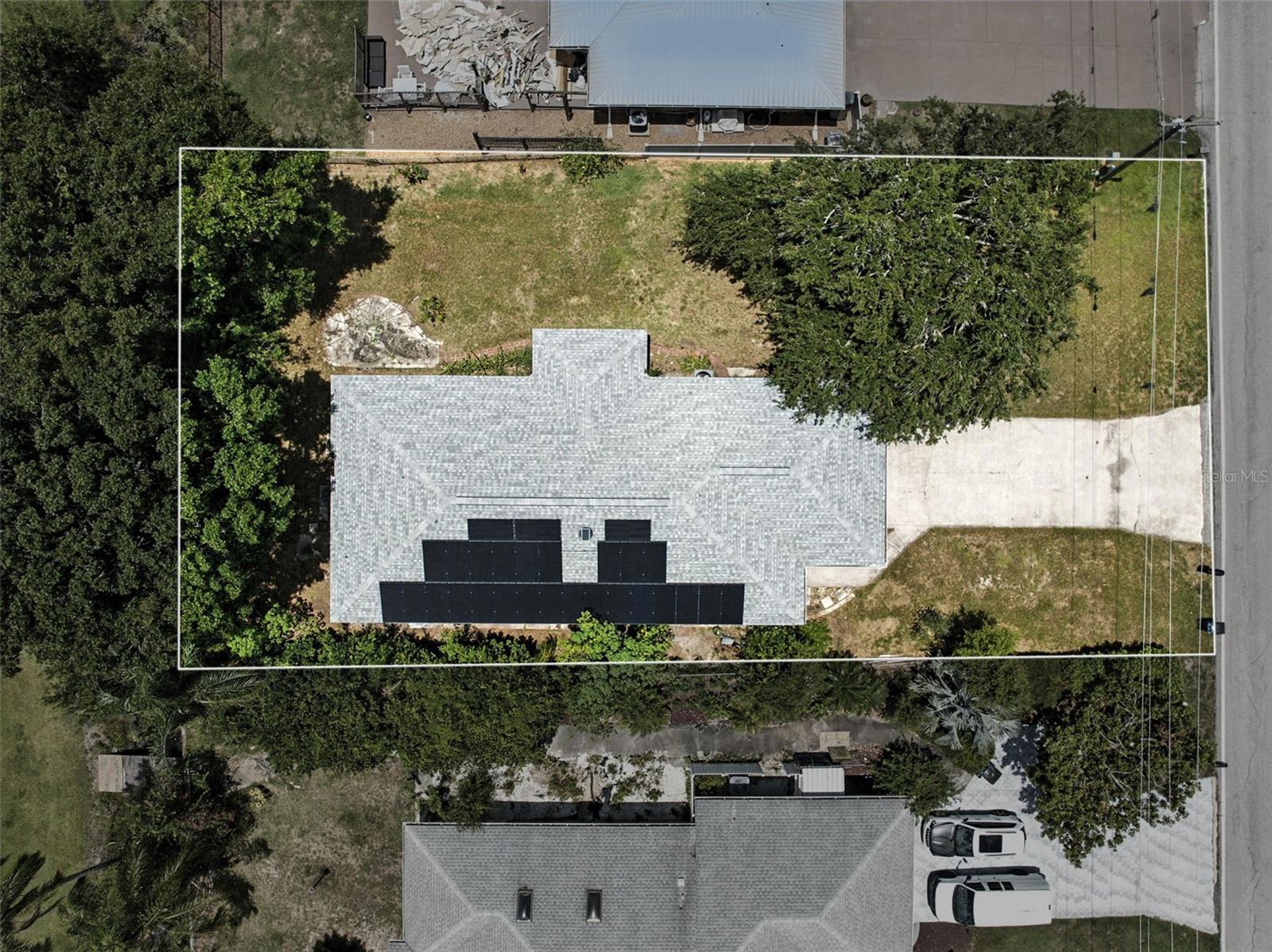 COUNTRY CLUB LAKE ESTATES - Residential