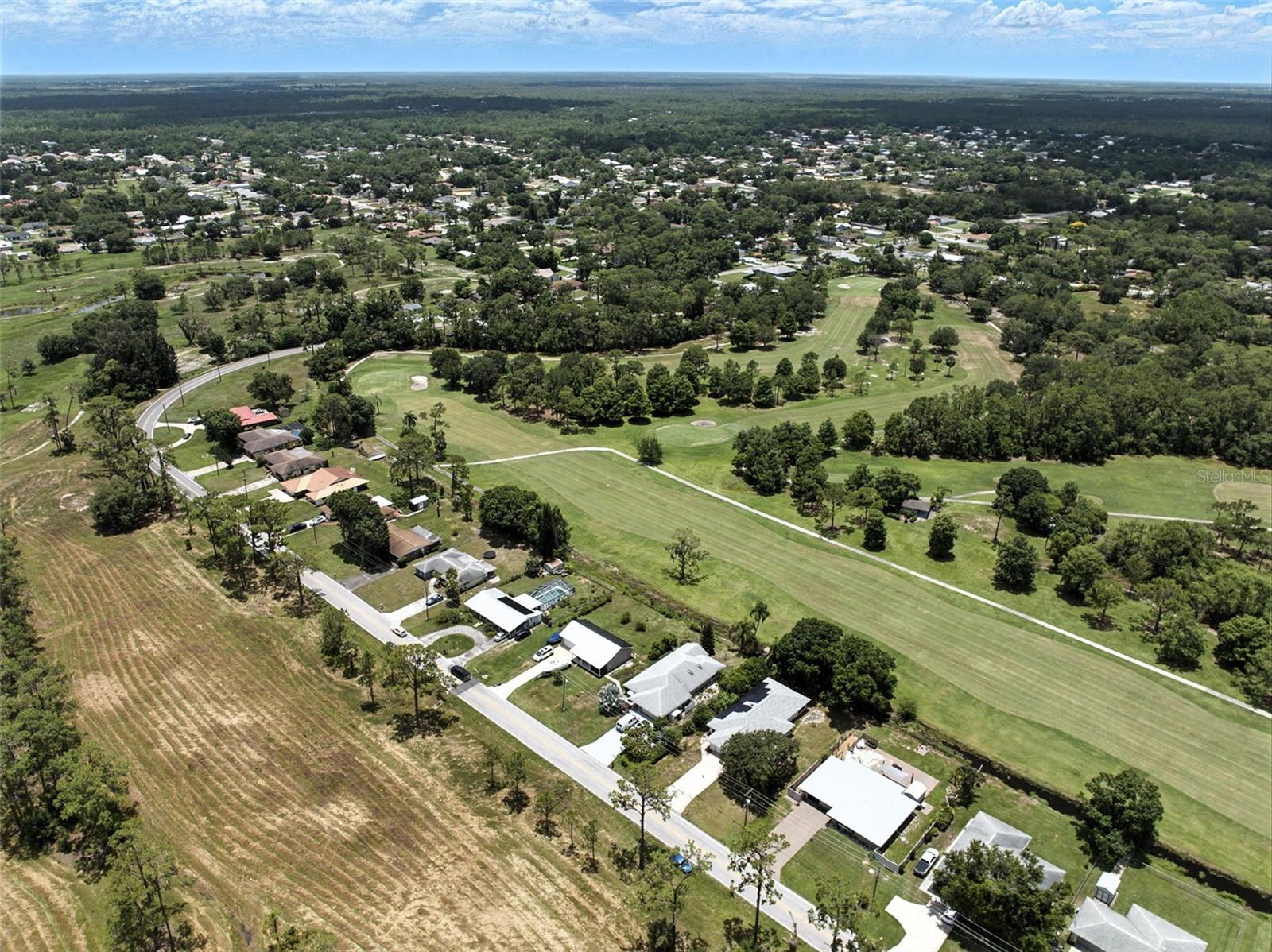 COUNTRY CLUB LAKE ESTATES - Residential