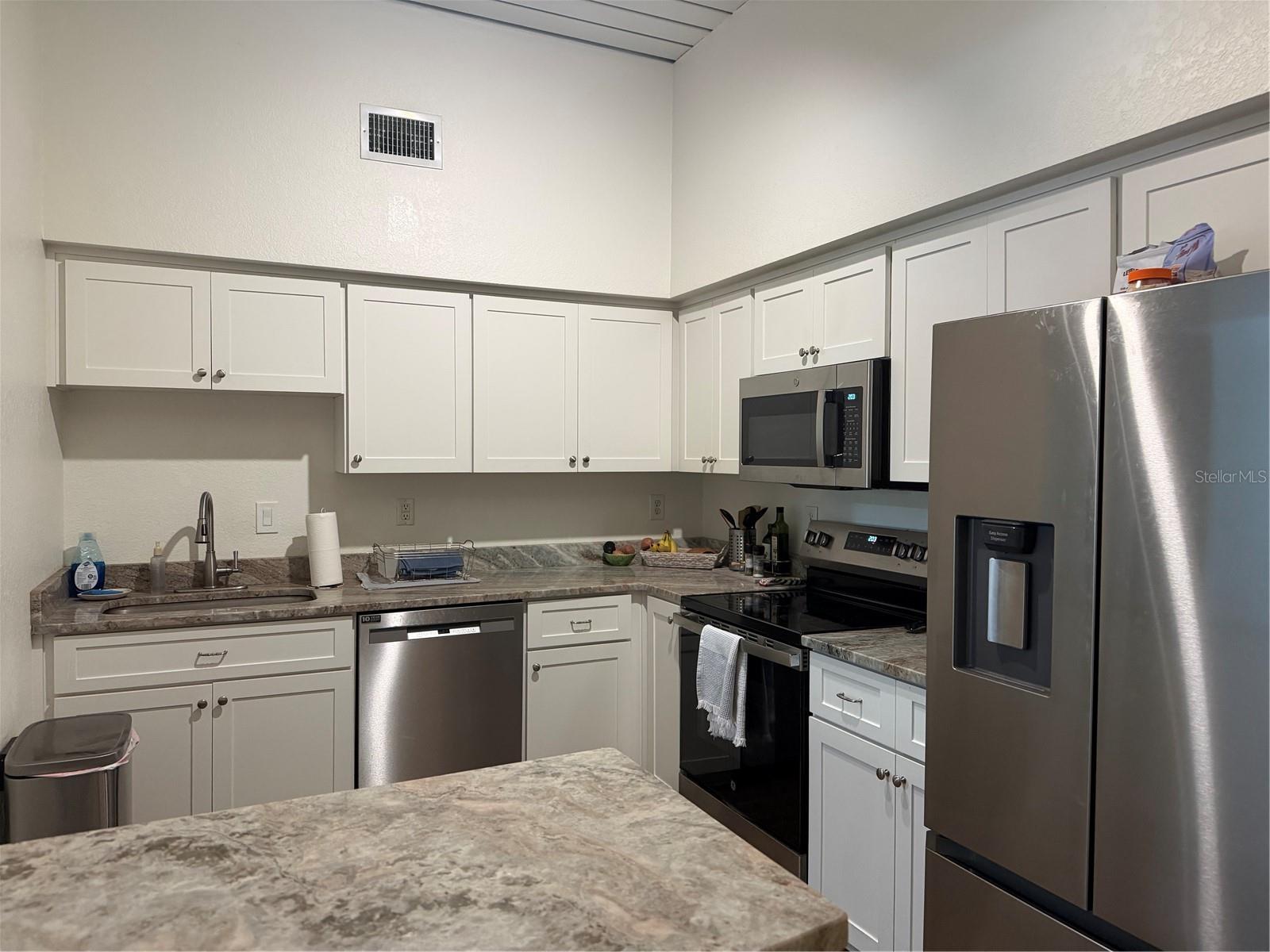 THE MADISON AT SOHO II CONDO - Residential Lease