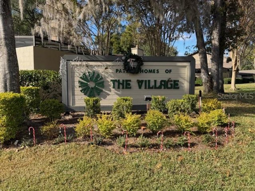 Photo of 3802 NE 17th Street Circle, Ocala, FL 34470 (MLS # OM715173)