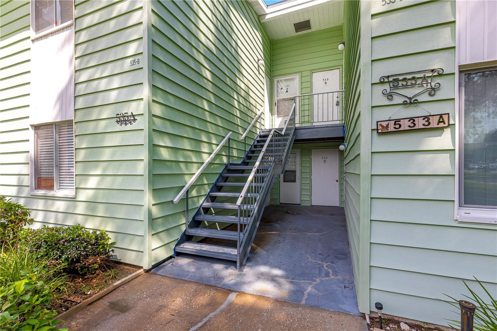 Welcome to Live Oak Village, a vibrant 55+ community! This charming 1-bedroom, 1-bath second-floor condo is filled with natural light and offers a peaceful view overlooking the community’s picturesque lakes and pool. Enjoy a low-maintenance lifestyle with an affordable HOA fee that covers access to the clubhouse, swimming pool, trash service, and more. Convenient, cozy, and inviting—this condo is ready to be your new home. The unit sports an AC replaced in 2023!! The water heater has also been replaced recently. Located approx. 13 miles to The Villages, the location for the price will be difficult to beat. The local community center offers pickle ball, 3 additional pools, and a full gym for the low membership fee of only $5 per person per year!! Call for your tour today!