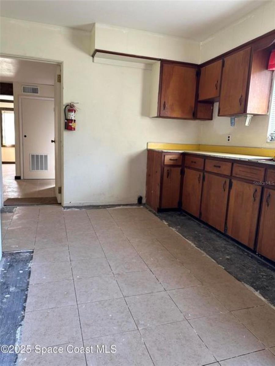 LAKE DRIVE TERRACE - Commercial Sale