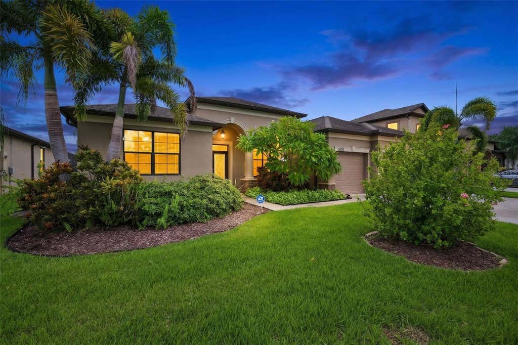 Photo of 5009 Jagged Cloud Drive, Wimauma, FL 33598 (MLS # TB8535701)