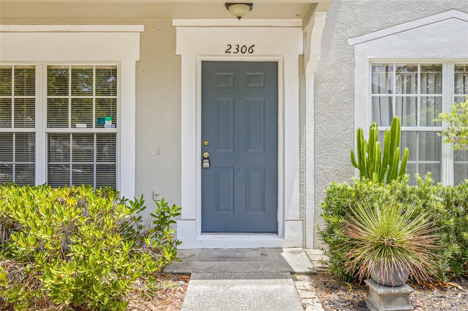2306 LAKE WOODBERRY CIRCLE