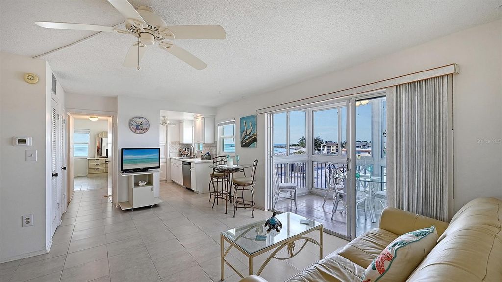 Photo of 1255 Tarpon Center Drive #414, Venice, FL 34285 (MLS # N6141642)