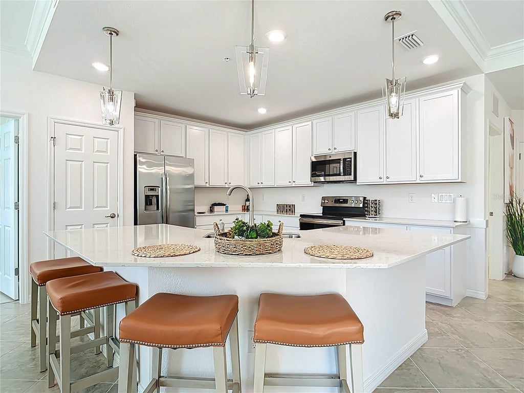 Photo of 10059 Crooked Creek Drive #102, Venice, FL 34293 (MLS # N6146020)