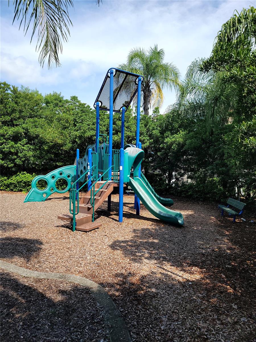 HERITAGE COMMONS - Residential