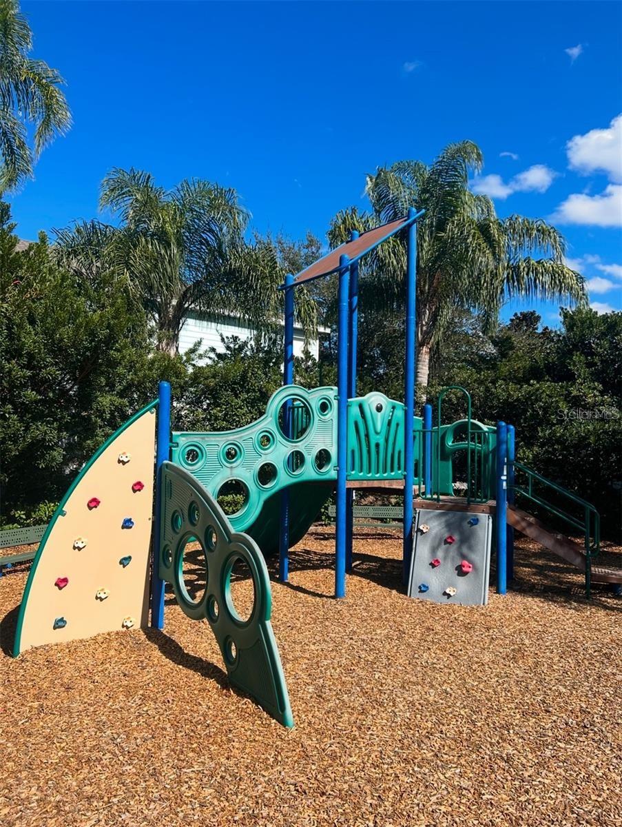 HERITAGE COMMONS - Residential