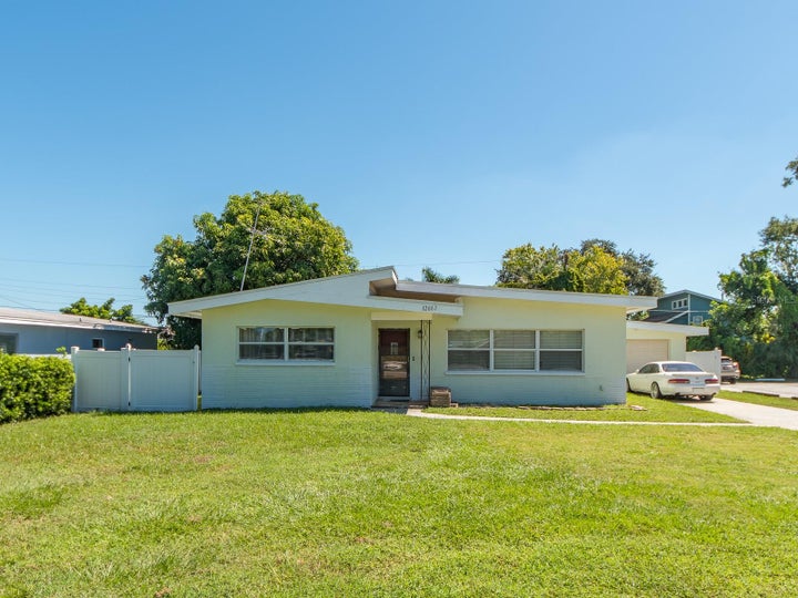 Photo 1 of 33 — 12663 INDIAN ROCKS ROAD, LARGO, FL 33774