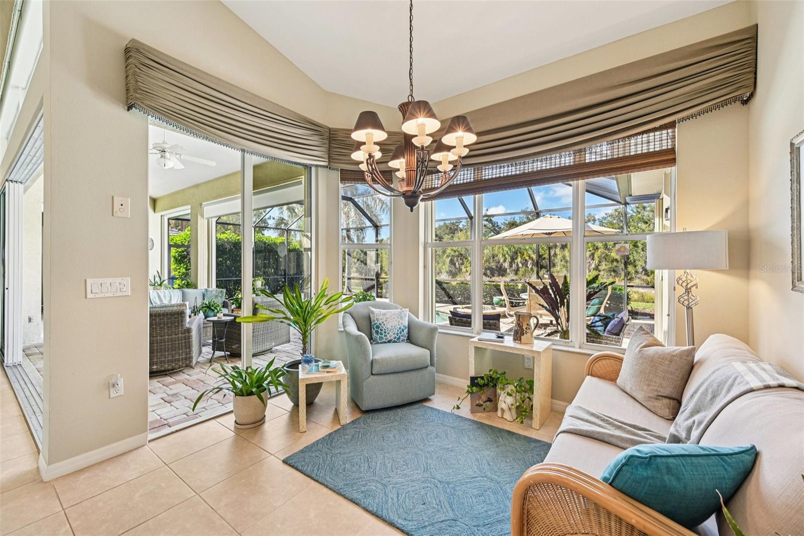 LAKES OF JACARANDA, - Residential