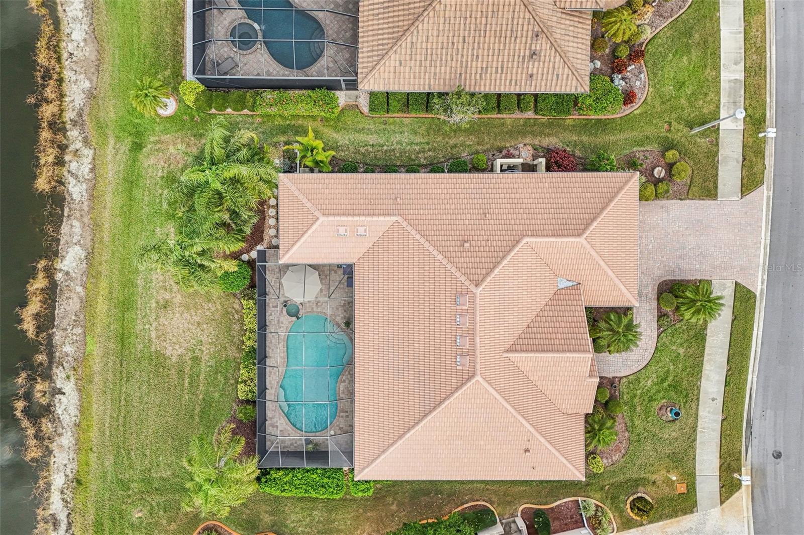 LAKES OF JACARANDA, - Residential