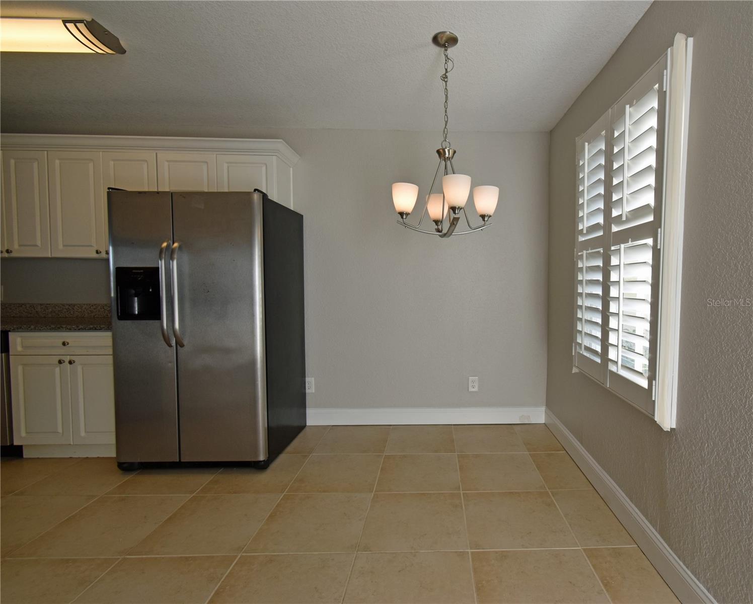 WHISPERING OAKS - Residential Lease